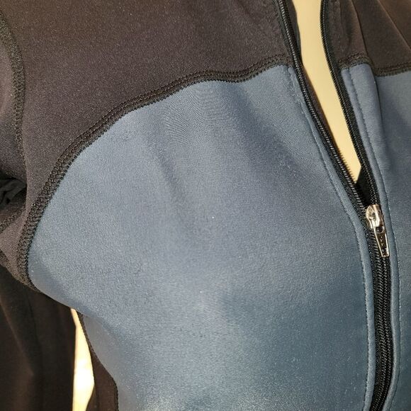 Patagonia full zip track / cycling jacket  with back pocket (small) - Picture 7 of 9